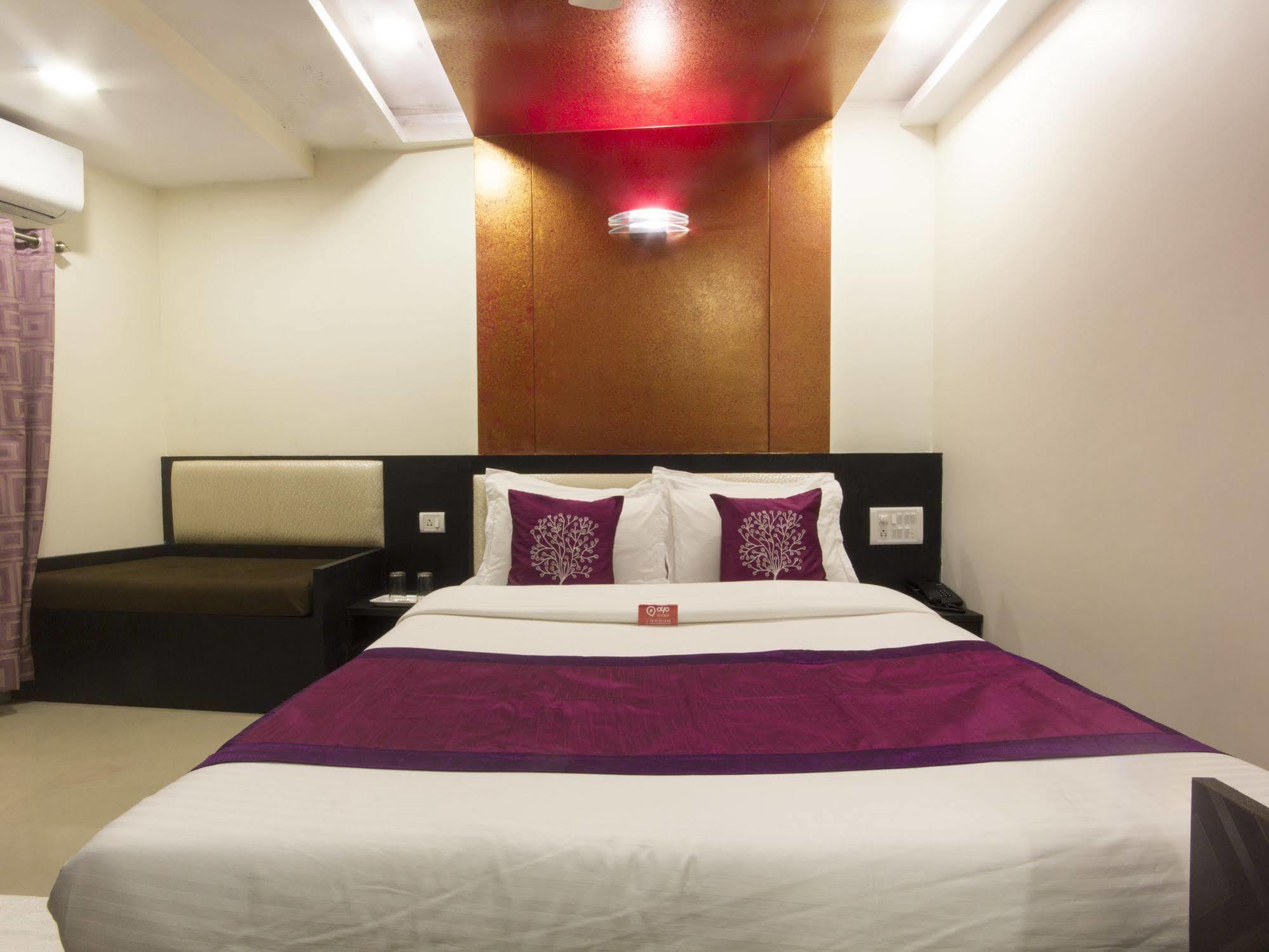 Hotel Accore Inn Bombay Extérieur photo